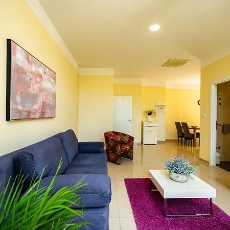 Apartmán Pjer - Pool & Private Parking Near Znjan