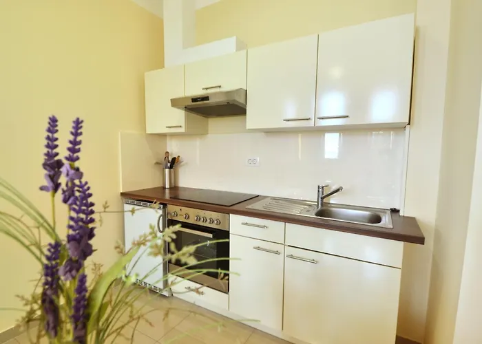 Pjer - Pool & Private Parking Near Znjan