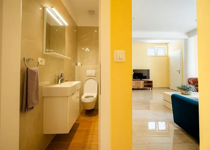 Pjer - Pool & Private Parking Near Znjan アパート *