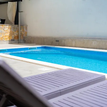 Pjer - Pool & Private Parking Near Znjan Appartement *