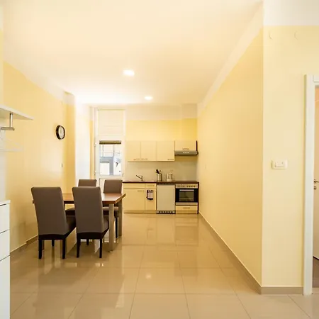 Pjer - Pool & Private Parking Near Znjan Appartement