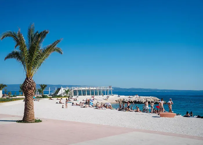Pjer - Pool & Private Parking Near Znjan Apartmán Split