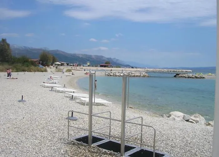 Pjer - Pool & Private Parking Near Znjan * Split