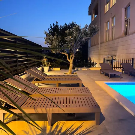 Daire Pjer - Pool & Private Parking Near Znjan Split