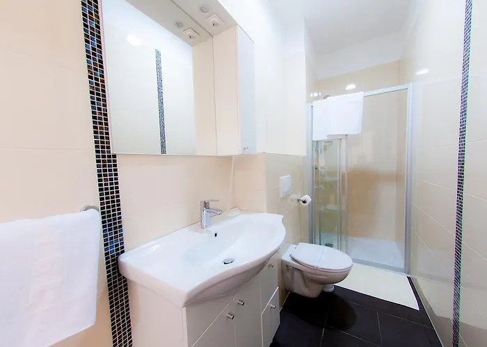 Pjer - Pool & Private Parking Near Znjan Apartament Split